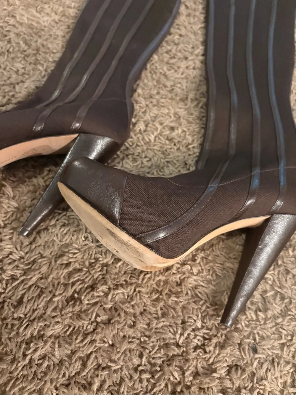 REPORT SIGNATURE Steinway Thigh high Boots size 7